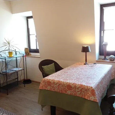 Апартаменты City 3te Etage - Zentral In Der Dresdner Neustadt Louisenstrasse *
